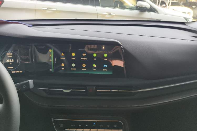 Used CHANGAN CS55 Electric Version 2020 Standard Range Smart Enjoyment Version Audio And AC Panel