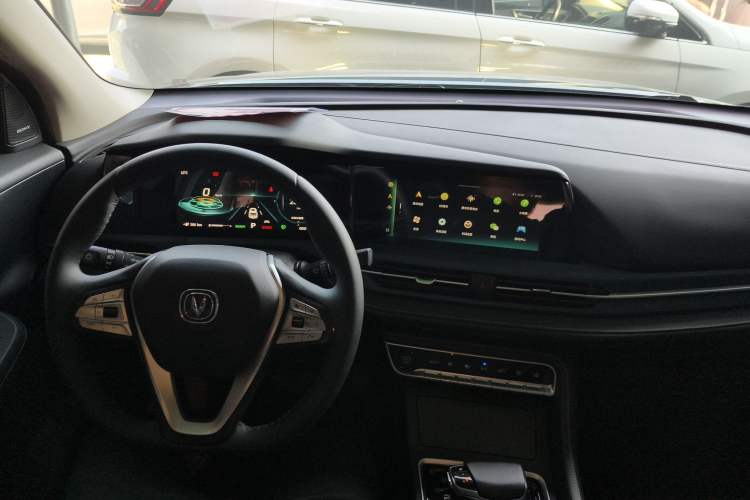 Used CHANGAN CS55 Electric Version 2020 Standard Range Smart Enjoyment Version Interior 2