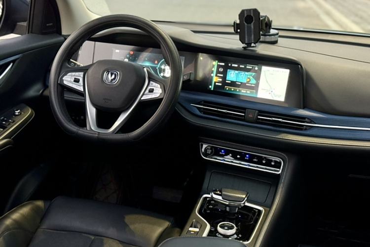 Used CHANGAN CS55 Electric Version 2020 Ultra-Long Range Smart Enjoyment Edition Interior 4