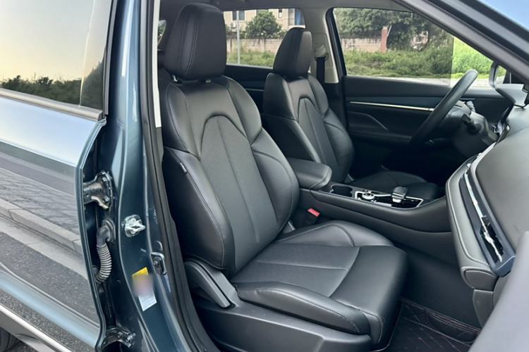 Used CHANGAN CS55 Electric Version 2020 Ultra-Long Range Smart Enjoyment Edition Right Front Seat
