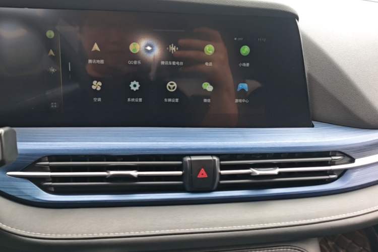 Used CHANGAN CS55 Electric Version 2020 Standard Range Smart Enjoyment Version Audio And AC Panel