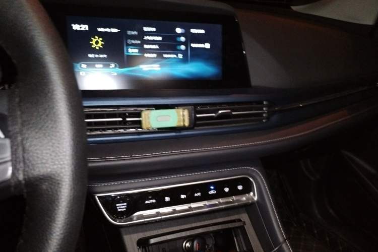 Used CHANGAN CS55 Electric Version 2020 Ultra-Long Range Smart Enjoyment Edition Audio And AC Panel