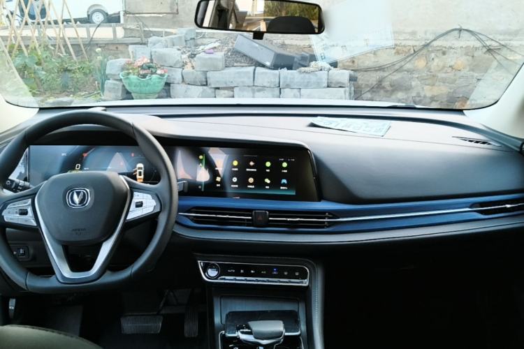 Used CHANGAN CS55 Electric Version 2020 Ultra-Long Range Luxury Edition Center Console