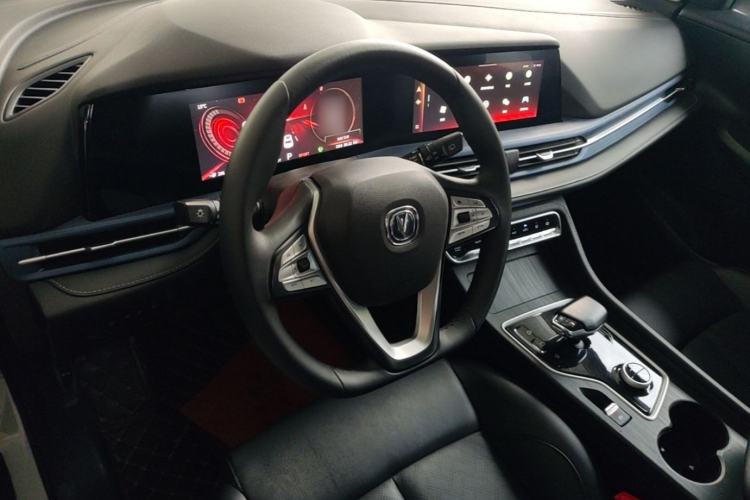Used CHANGAN CS55 Electric Version 2020 Standard Range Smart Enjoyment Version Center Console