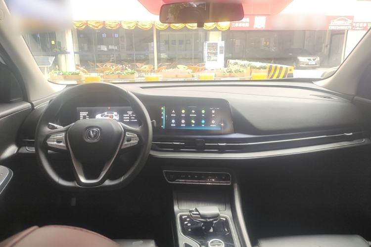 Used CHANGAN CS55 Electric Version 2020 Standard Range Smart Enjoyment Version Center Console