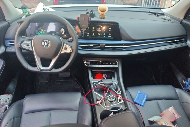 Used CHANGAN CS55 Electric Version 2020 Ultra-Long Range Smart Enjoyment Edition Center Console