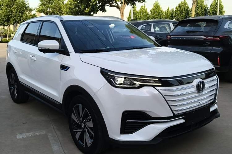 Used CHANGAN CS55 Electric Version 2020 Ultra-Long Range Luxury Edition Front Right 45 Deg