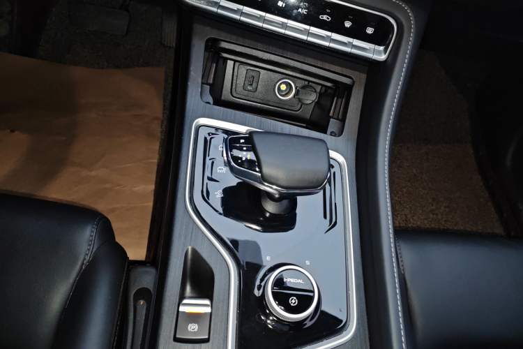 Used CHANGAN CS55 Electric Version 2020 Ultra-Long Range Smart Enjoyment Edition Gear Lever