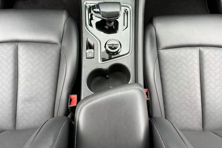 Used CHANGAN CS55 Electric Version 2020 Standard Range Smart Enjoyment Version Interior 10