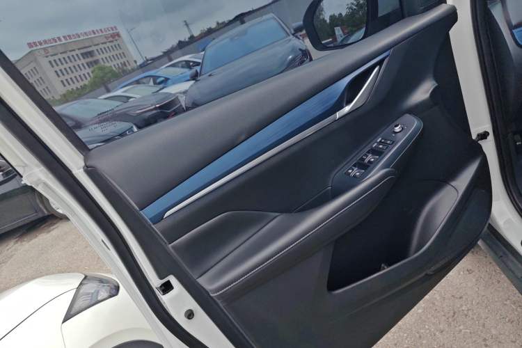 Used CHANGAN CS55 Electric Version 2020 Ultra-Long Range Luxury Edition Left Front Door Interior