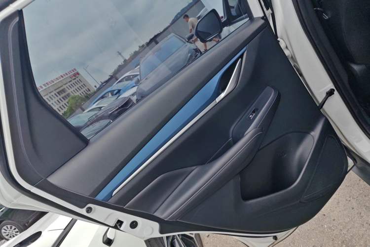Used CHANGAN CS55 Electric Version 2020 Ultra-Long Range Luxury Edition Left Rear Door Interior