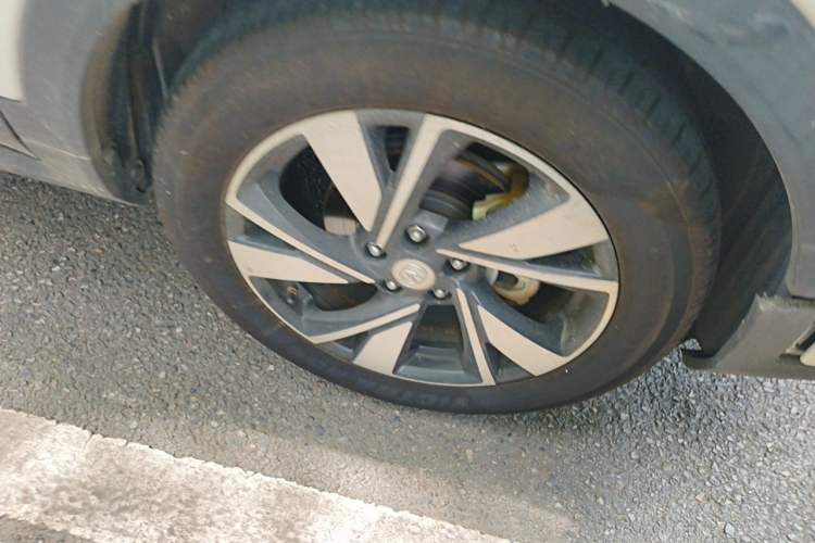 Used CHANGAN CS55 Electric Version 2020 Ultra-Long Range Smart Enjoyment Edition Right Front Wheel Hub
