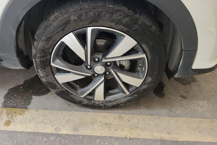 Used CHANGAN CS55 Electric Version 2020 Ultra-Long Range Luxury Edition Right Front Wheel Hub