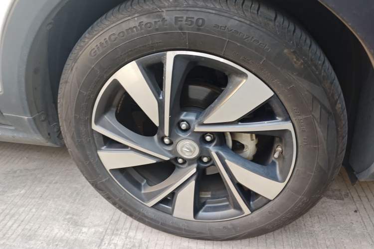 Used CHANGAN CS55 Electric Version 2020 Ultra-Long Range Smart Enjoyment Edition Right Front Wheel Hub
