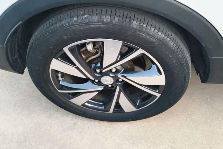Used CHANGAN CS55 Electric Version 2020 Ultra-Long Range Luxury Edition Right Rear Wheel Hub