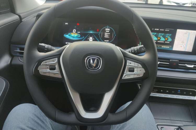 Used CHANGAN CS55 Electric Version 2020 Ultra-Long Range Smart Enjoyment Edition Steering Wheel