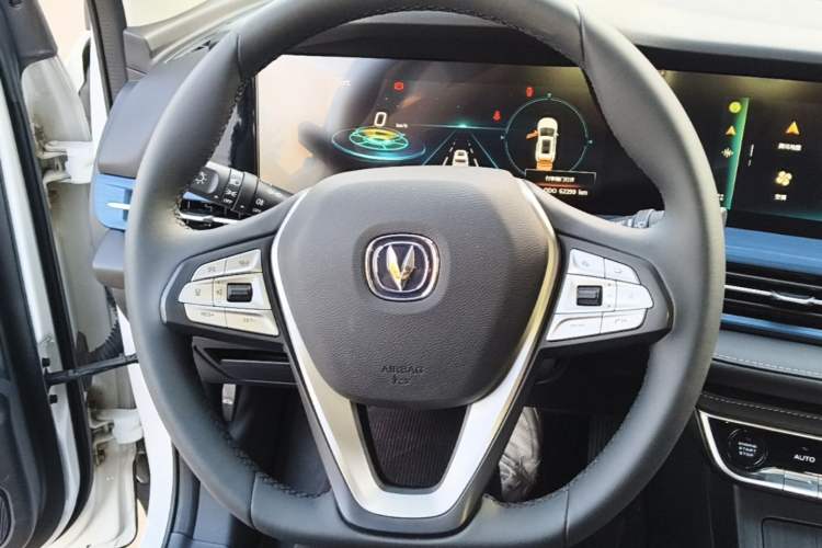 Used CHANGAN CS55 Electric Version 2020 Ultra-Long Range Luxury Edition Steering Wheel