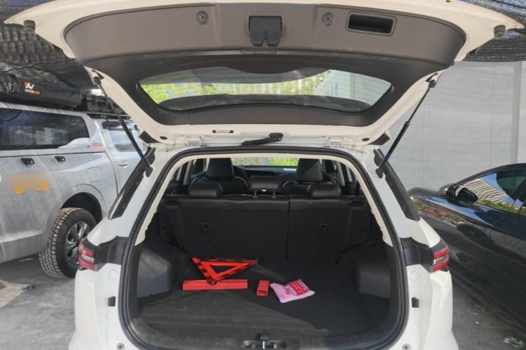 Used CHANGAN CS55 Electric Version 2020 Ultra-Long Range Luxury Edition Trunk