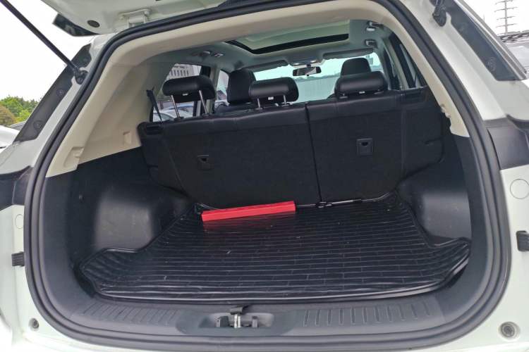 Used CHANGAN CS55 Electric Version 2020 Ultra-Long Range Luxury Edition Trunk