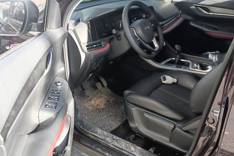Used CHANGAN CS55PLUS 2020 1.5T Manual Colorful Model Driver Seat