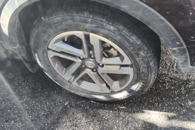 Used CHANGAN CS55PLUS 2020 1.5T Manual Colorful Model Right Front Wheel Hub