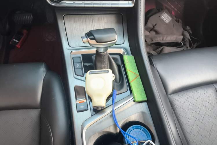 Used CHANGAN CS55PLUS 2021 Blue Whale Edition 1.5T DCT Luxury Model Gear Lever