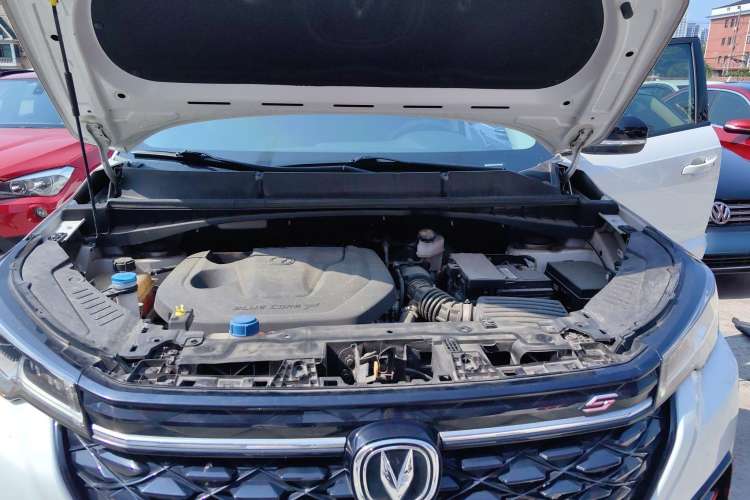 Used CHANGAN CS55PLUS 2022 Blue Whale Edition 1.5T Manual Luxury Model Engine Bay