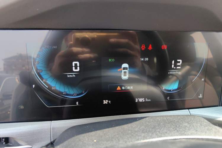 Used CHANGAN CS55PLUS 2022 Blue Whale Edition 1.5T Manual Luxury Model Instrument Cluster