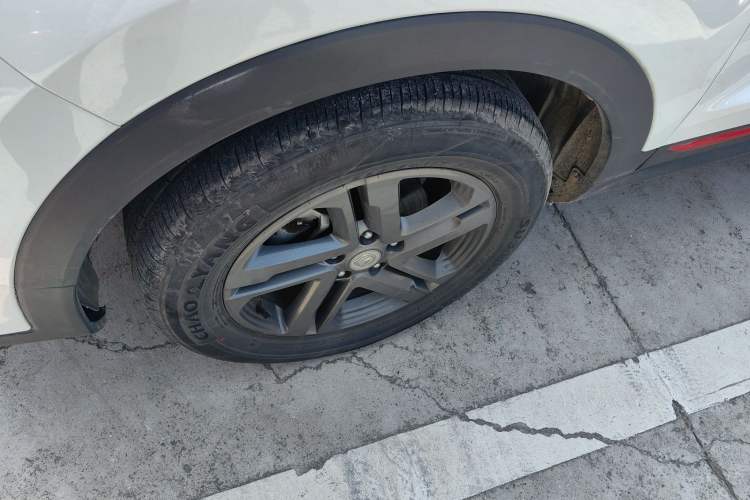 Used CHANGAN CS55PLUS 2022 Blue Whale Edition 1.5T Manual Luxury Model Left Front Wheel Hub