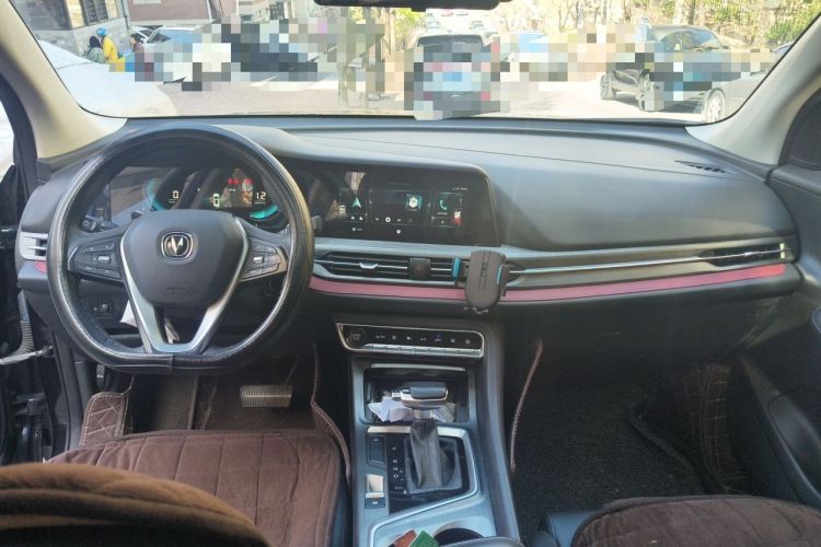 Used CHANGAN CS55PLUS 2020 1.5T Automatic Colorful Model Center Console