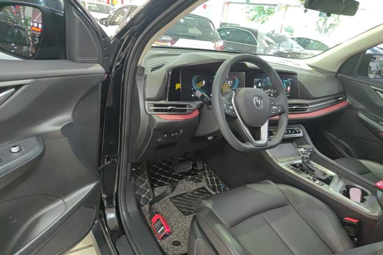 Used CHANGAN CS55PLUS 2020 1.5T Automatic Colorful Model Driver Seat