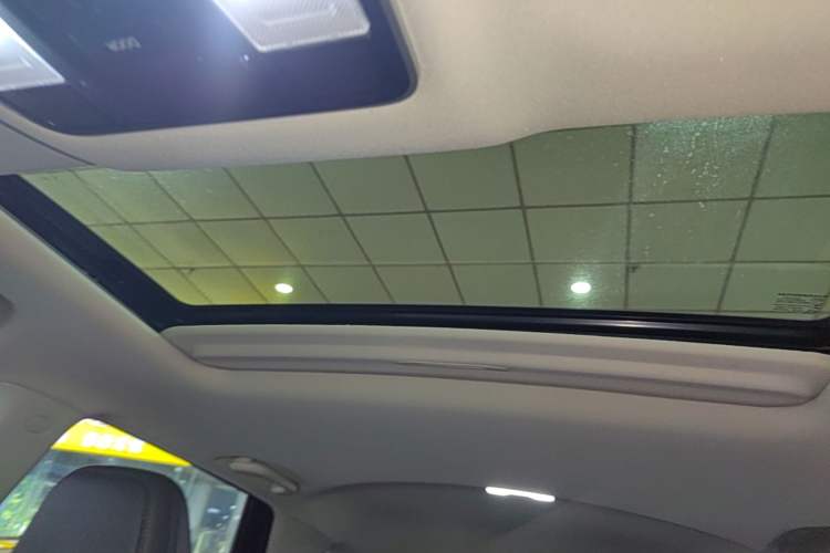 Used CHANGAN CS55PLUS 2020 1.5T Automatic Colorful Model Headliner