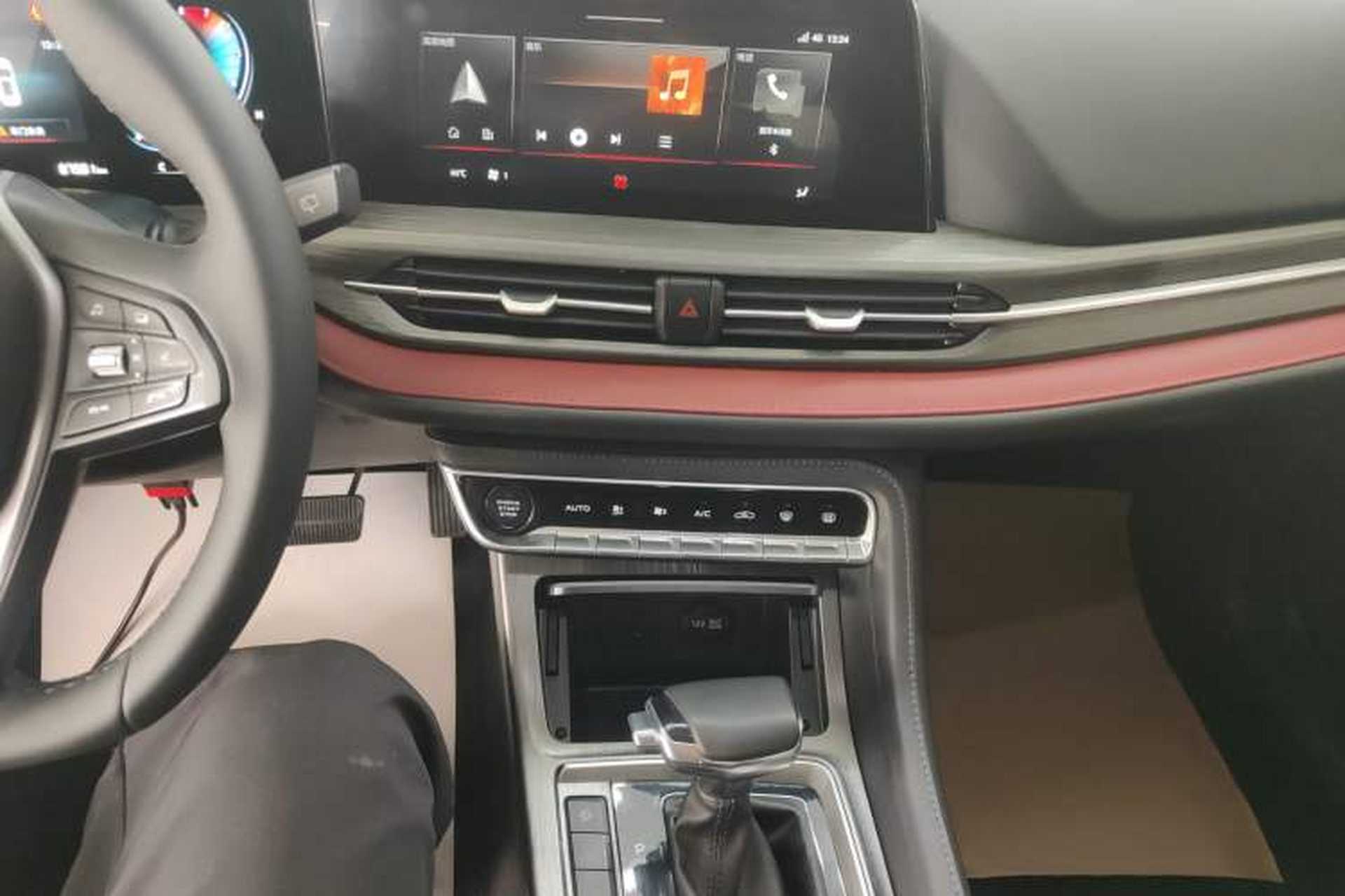 Used CHANGAN CS55PLUS 2020 1.5T Automatic Colorful Model Audio And AC Panel