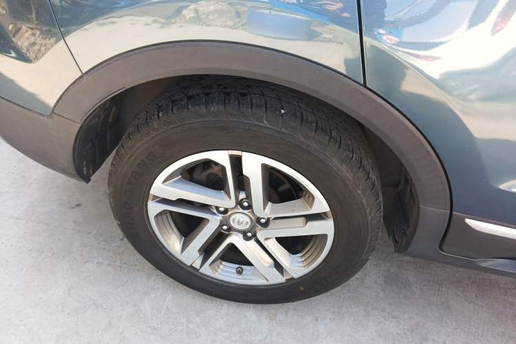 Used CHANGAN CS55PLUS 2020 1.5T Manual Colorful Model Exterior 8