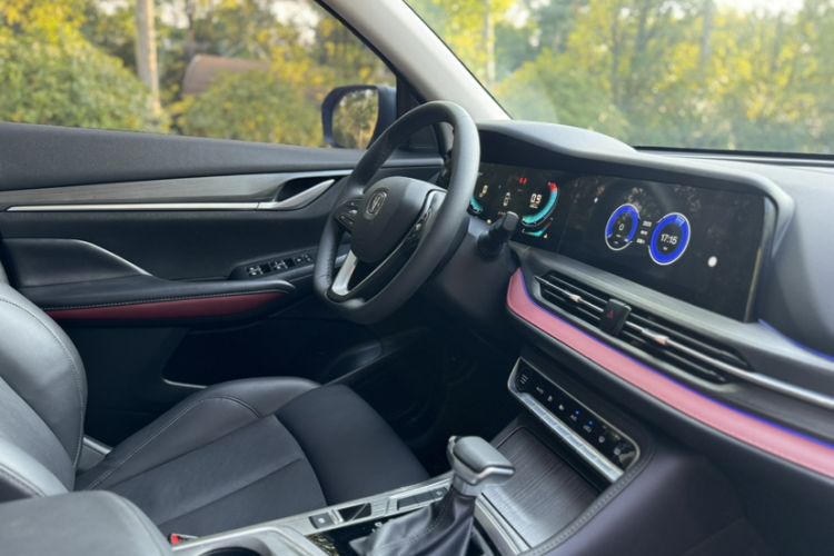 Used CHANGAN CS55PLUS 2020 1.5T Automatic Colorful Model Interior 3