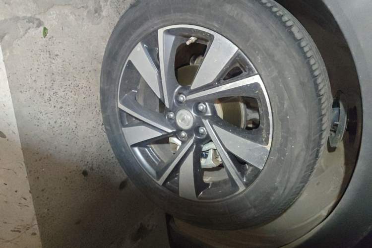 Used CHANGAN CS55PLUS 2020 1.5T Automatic Xuan Dong Edition Right Front Wheel Hub
