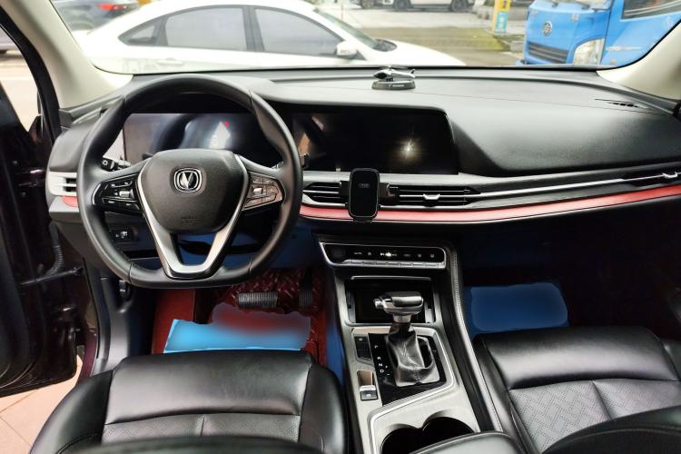 Used CHANGAN CS55PLUS 2020 1.5T Automatic Colorful Model Center Console
