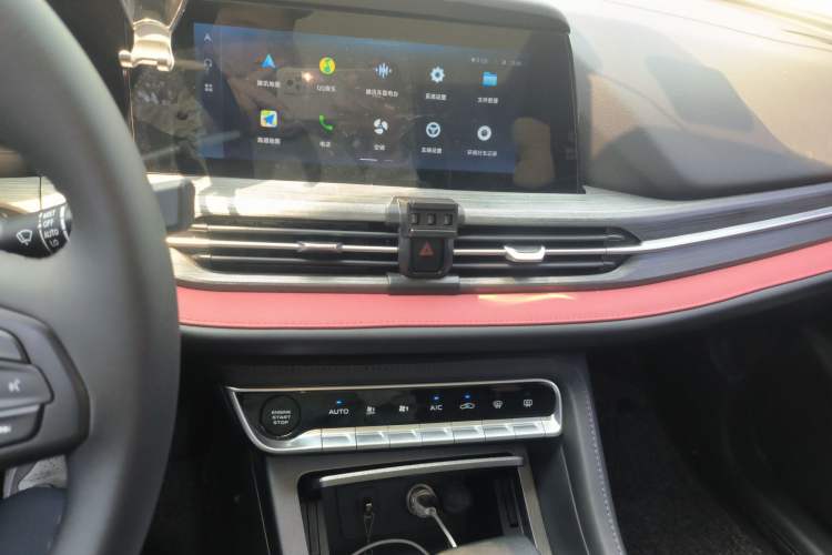 Used CHANGAN CS55PLUS 2020 1.5T Automatic Xuan Dong Edition Audio And AC Panel