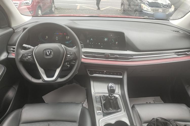Used CHANGAN CS55PLUS 2020 1.5T Manual Colorful Model Center Console