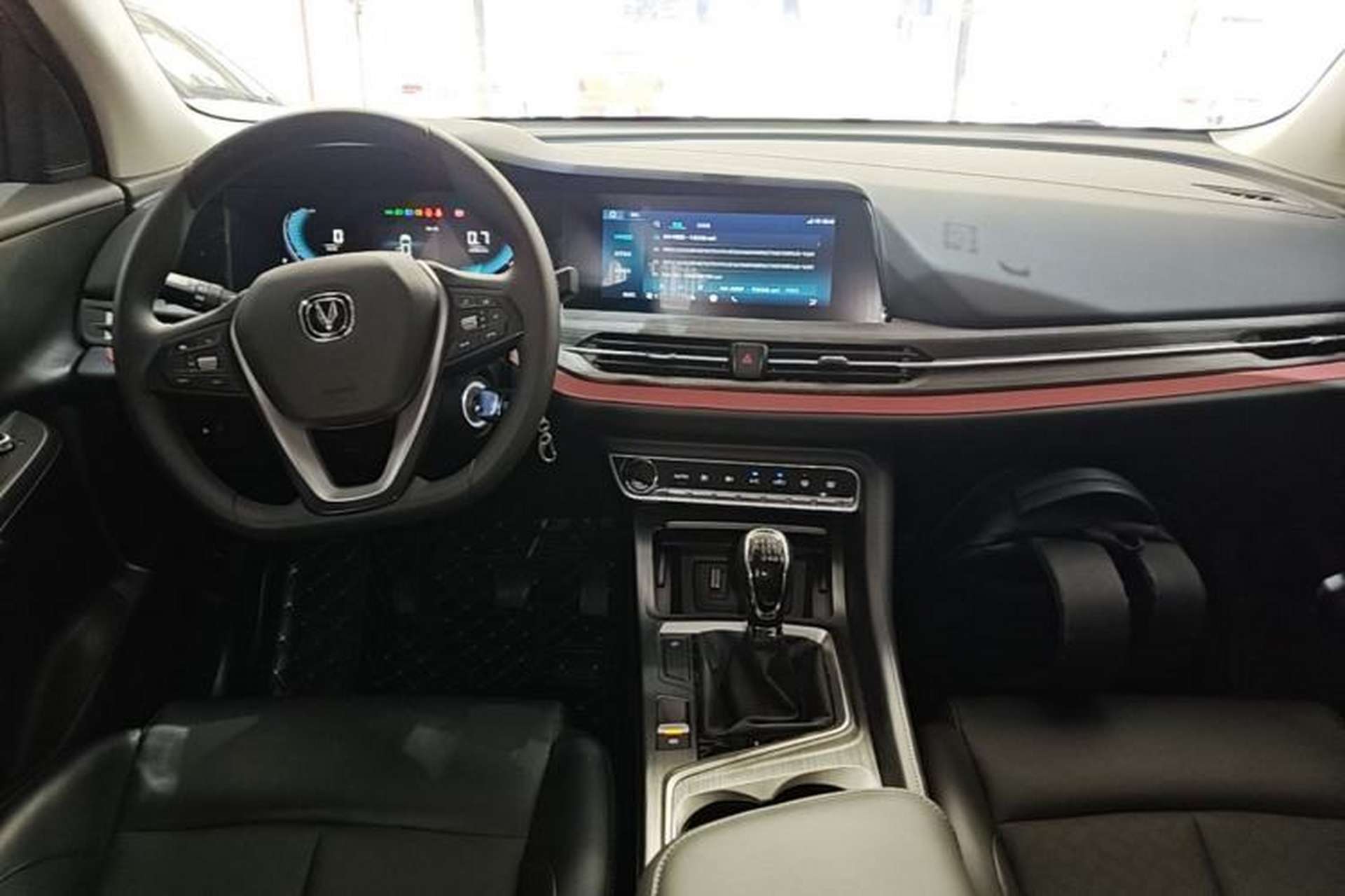 Used CHANGAN CS55PLUS 2020 1.5T Manual Colorful Model Center Console