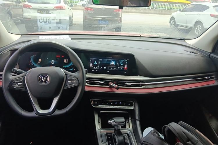 Used CHANGAN CS55PLUS 2020 1.5T Automatic Colorful Model Center Console