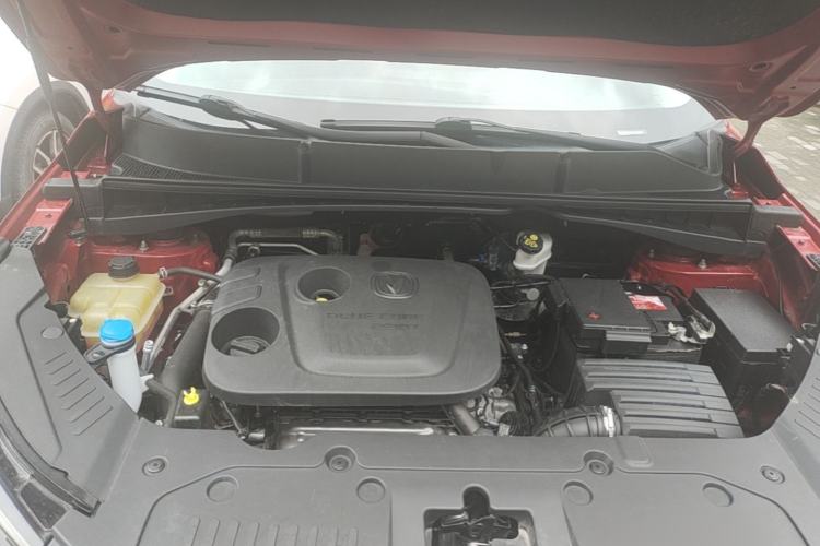 Used CHANGAN CS55PLUS 2020 1.5T Manual Colorful Model Engine Bay
