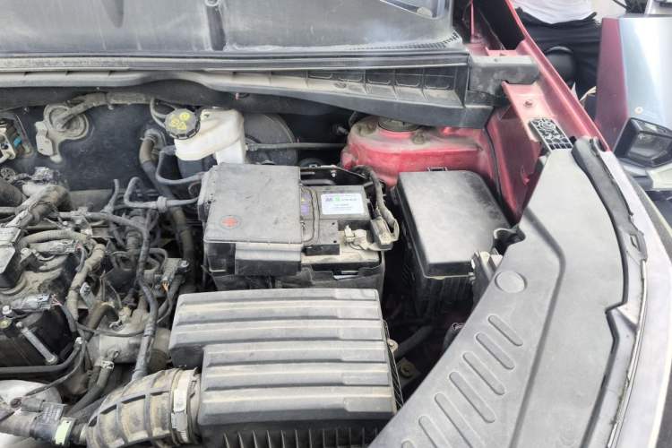 Used CHANGAN CS55PLUS 2020 1.5T Manual Colorful Model Engine Bay Left