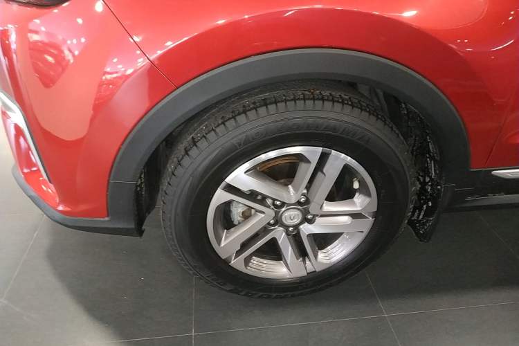 Used CHANGAN CS55PLUS 2020 1.5T Automatic Colorful Model Exterior 4