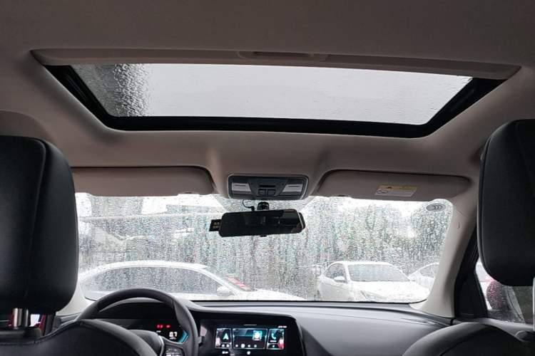Used CHANGAN CS55PLUS 2020 1.5T Manual Colorful Model Headliner