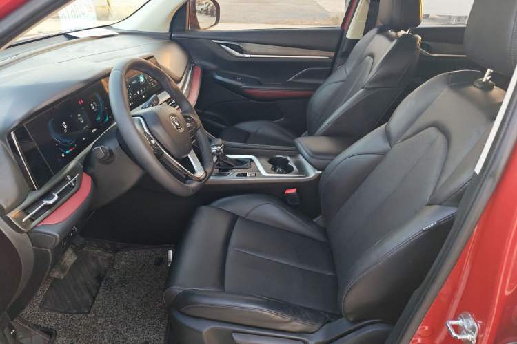 Used CHANGAN CS55PLUS 2020 1.5T Automatic Colorful Model Interior 2