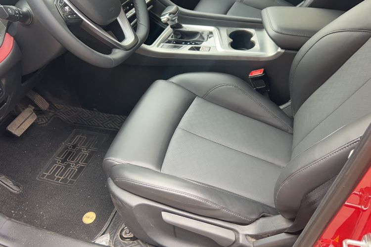 Used CHANGAN CS55PLUS 2020 1.5T Automatic Colorful Model Interior 2