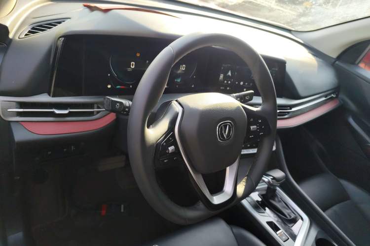 Used CHANGAN CS55PLUS 2020 1.5T Automatic Colorful Model Interior 2