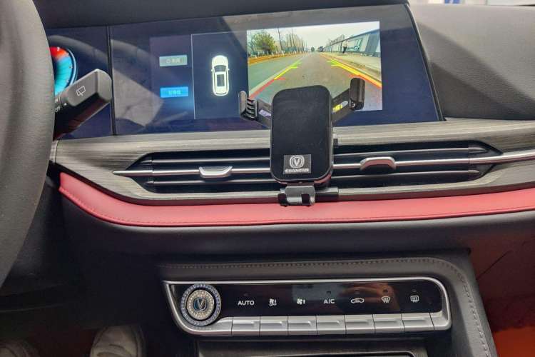 Used CHANGAN CS55PLUS 2020 1.5T Automatic Colorful Model Interior 3