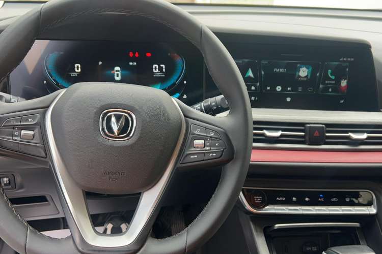 Used CHANGAN CS55PLUS 2020 1.5T Automatic Colorful Model Interior 3